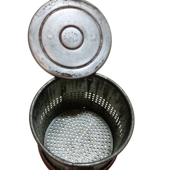 Vintage 1950's Potato Ricer Press With Red Handle - Picture 13 of 15